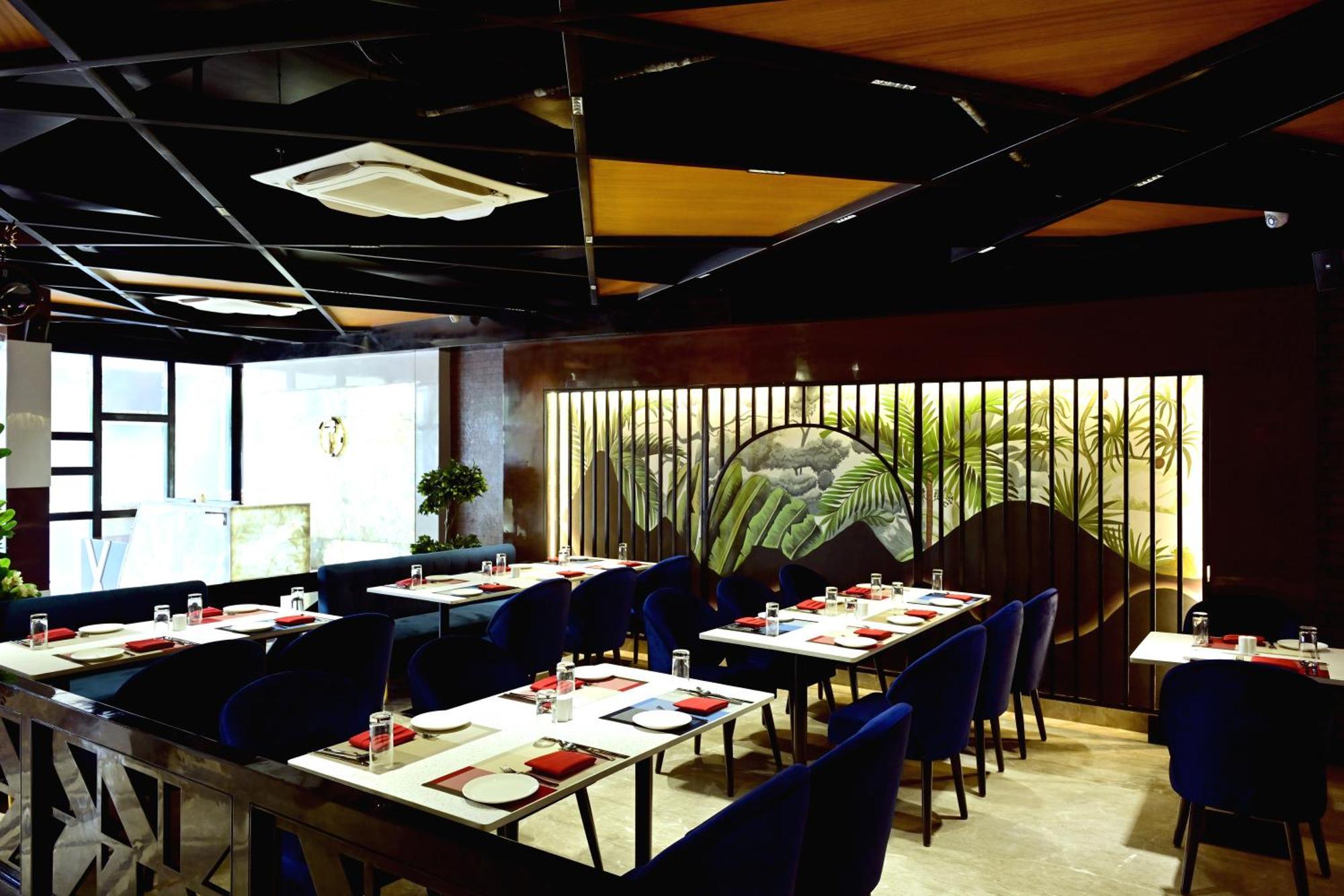Hotel Trax International Jamshedpur Exteriör bild