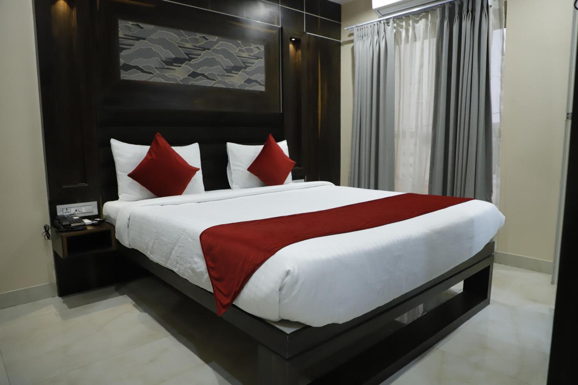 Hotel Trax International Jamshedpur Exteriör bild