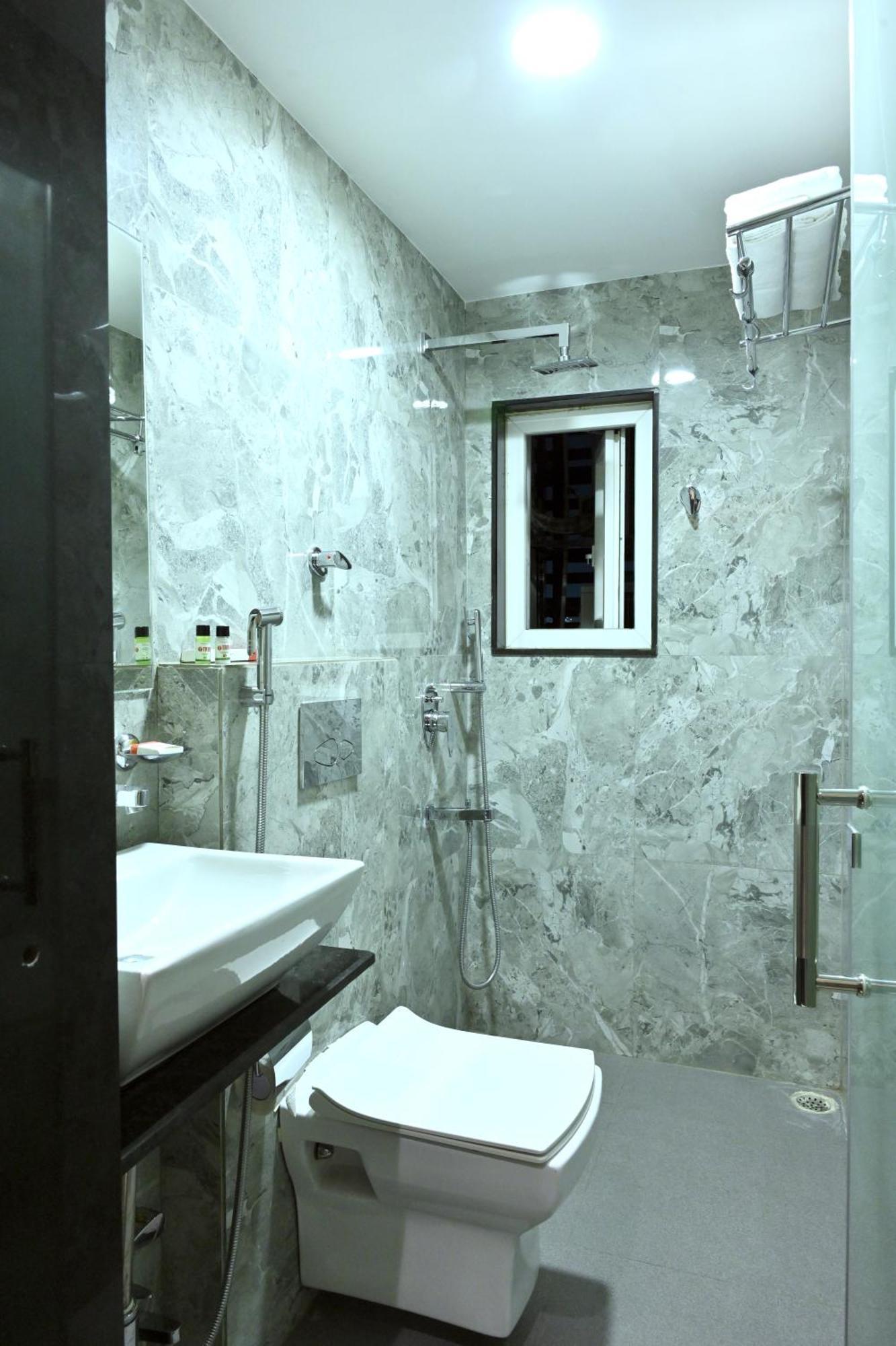 Hotel Trax International Jamshedpur Exteriör bild